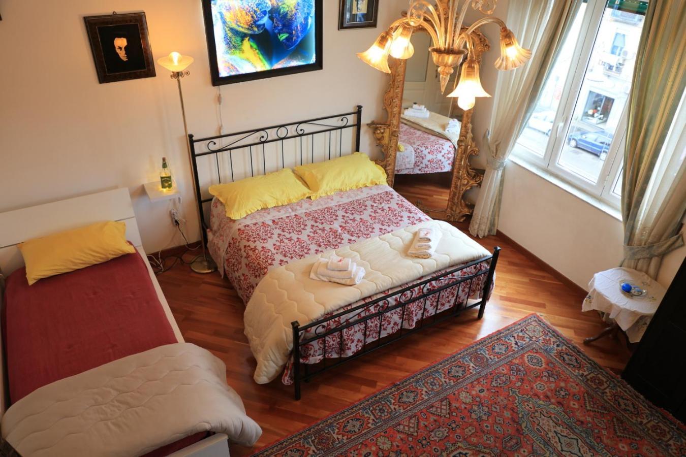 Bernadette Bed & Breakfast Napoli Bagian luar foto