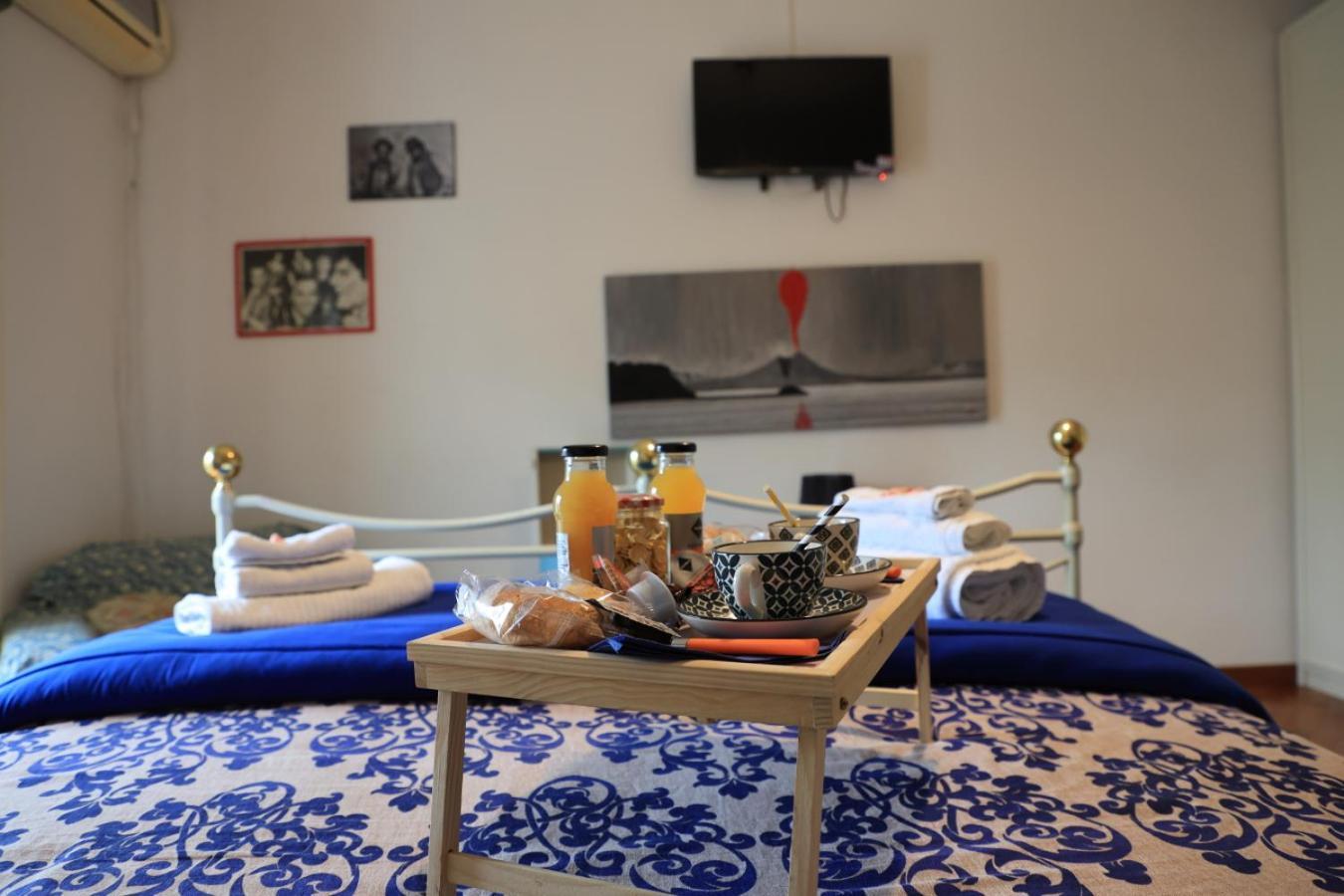 Bernadette Bed & Breakfast Napoli Bagian luar foto