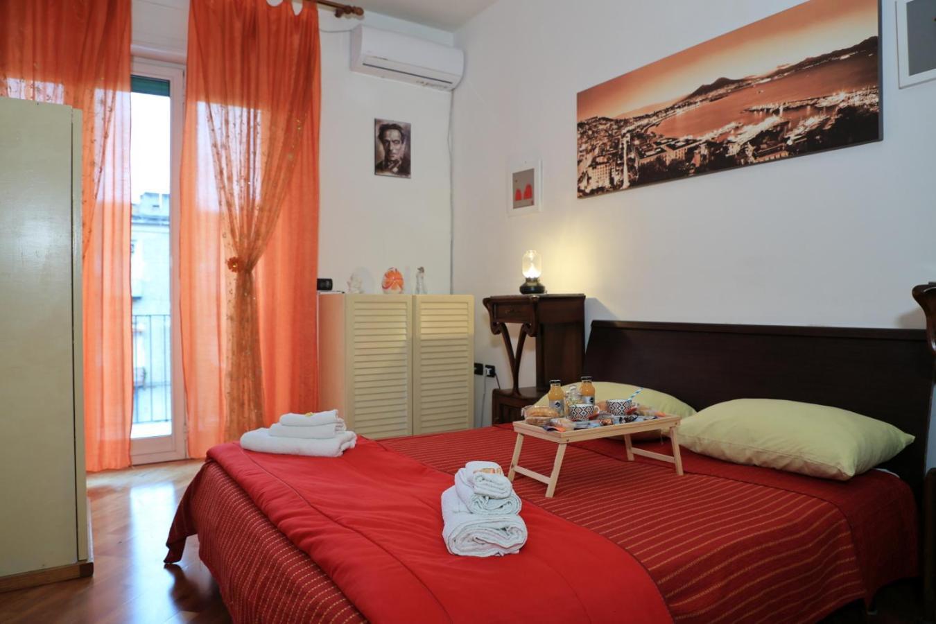 Bernadette Bed & Breakfast Napoli Bagian luar foto