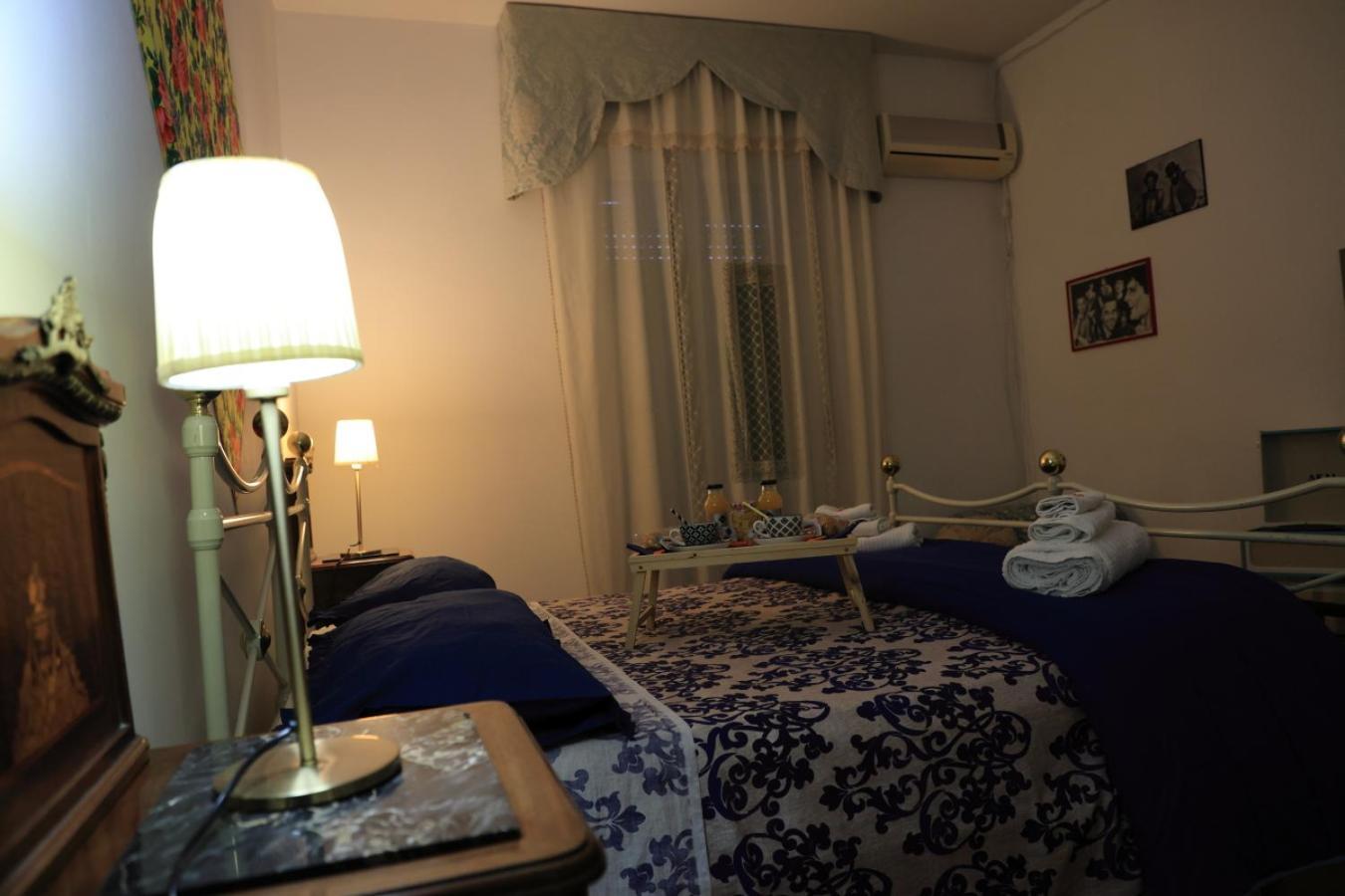 Bernadette Bed & Breakfast Napoli Bagian luar foto