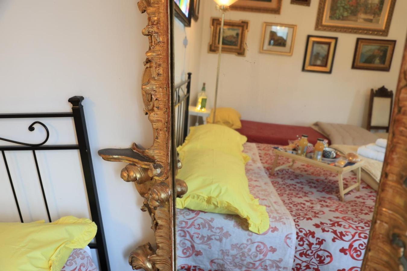 Bernadette Bed & Breakfast Napoli Bagian luar foto