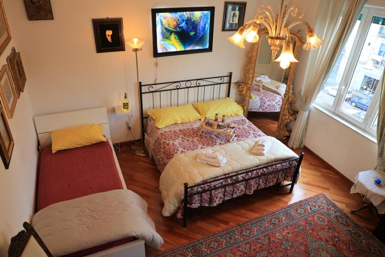 Bernadette Bed & Breakfast Napoli Bagian luar foto